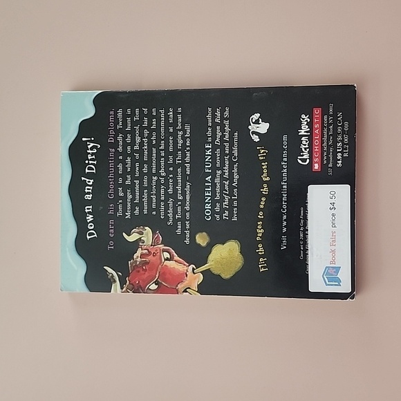 Lot of 2 Scary Books for Kids - Picture 6 of 6